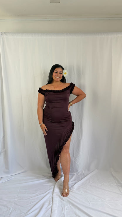 Ariele Off Shoulder